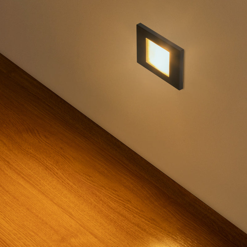Luminária De Parede Balizador Preto Embutir Cx 4x2 Escada St1314