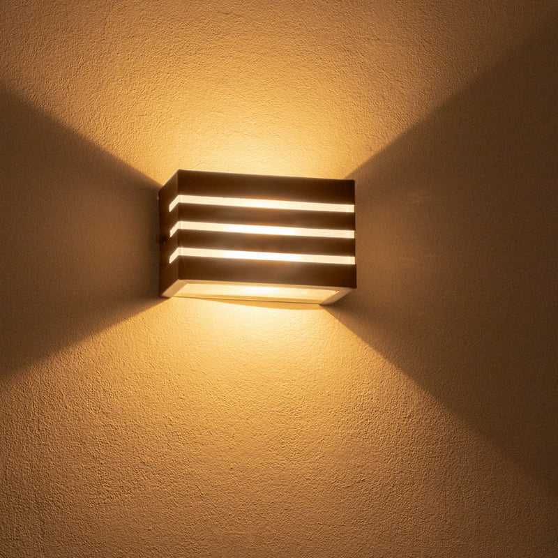 Arandela Frisada + Lâmpada Led 5w Luminária Externa St548