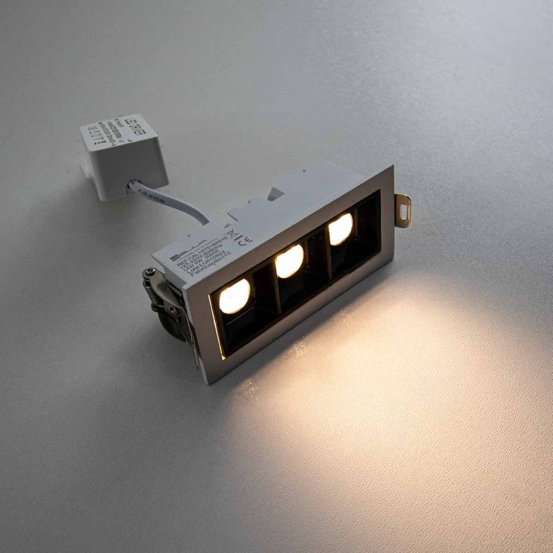 Spot LED de Embutir Calli 6W 3000k Branco e Preto Bella Iluminação ST3221