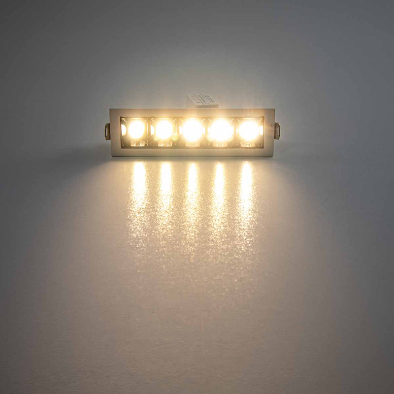 Spot LED de Embutir Calli 10W 3000k Branco e Preto Bella Iluminação ST3221