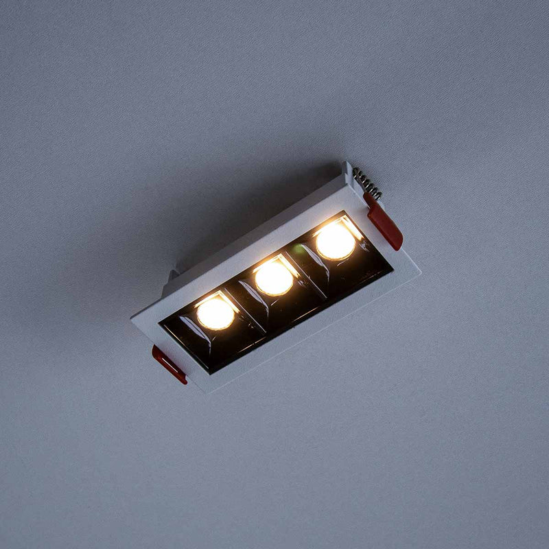 Spot LED Embutir Picco 7W 2700K IRC90 Preto/Branco 4992 ST3228