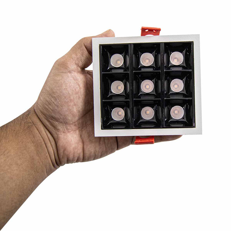 Spot LED Embutir Picco 21W 2700K IRC90 Preto e Branco 4994 ST3228