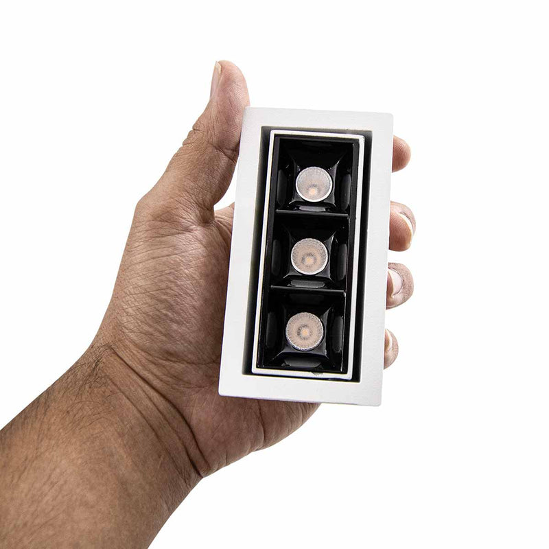 Spot LED Embutir Picco Preto 7W 2700K Foco Orientável 4582 ST3228