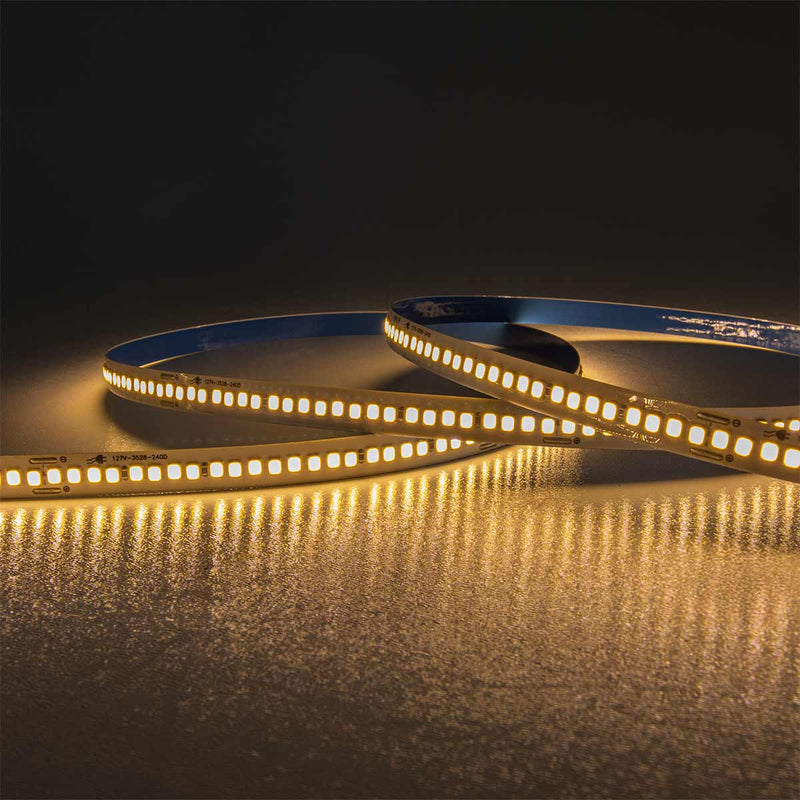 Fita LED 12V 20lm/m 24W/m 3000K IP44 240LED/m 10metros SMD 2835 ST3143