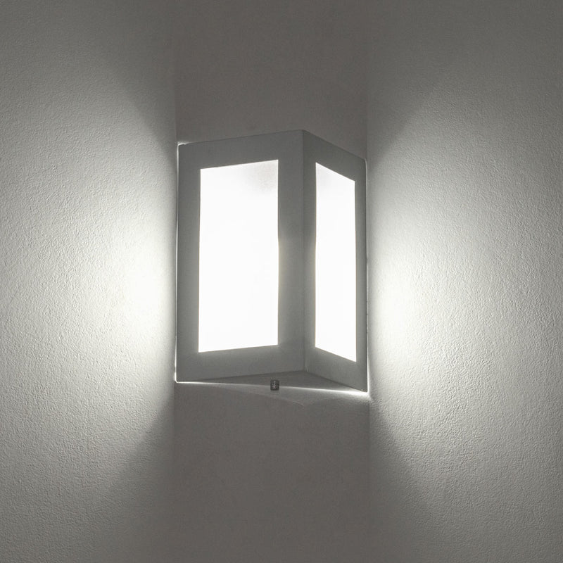 Arandela Triangular Externa Parede Muro Alumínio Vidro St532-Starlumen-