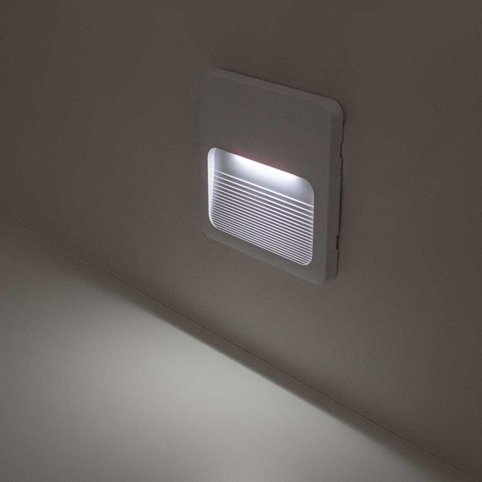 Balizador LED 2W Elegance Sobrepor IP65 4x2 ou 4x4 Branco Frio ST2294