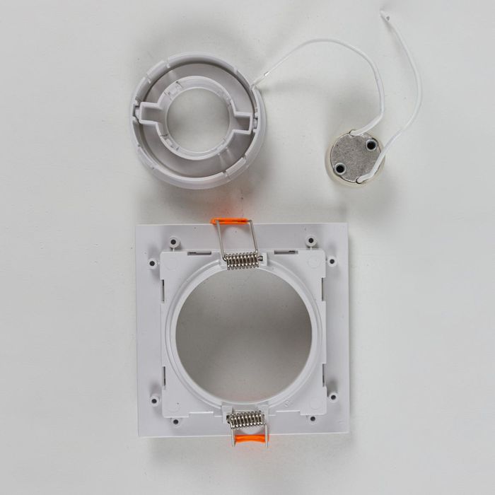 Spot Embutir Conecta ABS para MR11 Branco DL146MD Bella ST2365