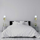 Arandela Abaporu Dourada com Globo de Vidro Branco para 1x G9 HL014 Bella ST2448