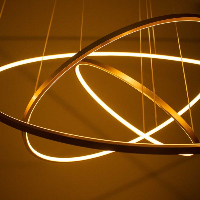 Lustre Pendente Birdie Dourado Anéis de LED 39W 3 Arcos 80cm KW002G Bella Iluminação ST351