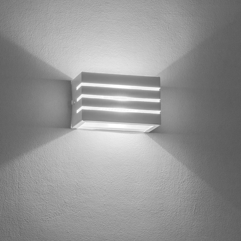Arandela Frisada + Lâmpada Led 5w Luminária Externa St548